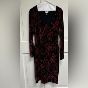 Velvet black and red‎ floral long sleeve dress